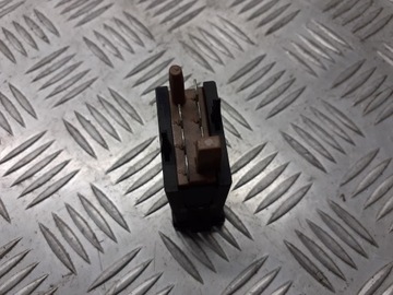 фото thumb №2, Кнопка подогрева сиденья passat b5 3b0963564