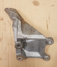 фото thumb №2, Nissan gt-r r35 3.8 vr38 кронштейн двигателя левая