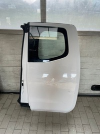 фото thumb №5, Двері скло nissan navara повний bez дзеркала i оббивка qmi