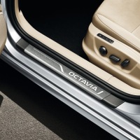 фото thumb №5, Накладки порогові декоративні skoda octavia