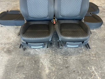 фото thumb №7, Сиденья диван skoda fabia iii 6v 16r комплект красивый европа