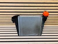 фото thumb №4, Porsche macan lift интеркулер левый 95b135803g