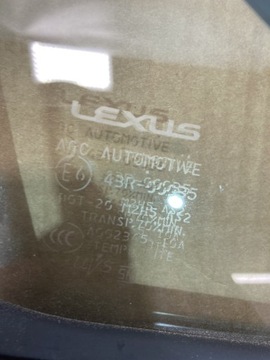 фото thumb №1, Скло двері перед права lexus nx15-