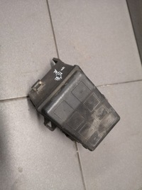 фото thumb №1, Корпус предохранителей opel zafira a 90560119