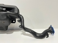 фото thumb №9, Mercedes cla w117 бачок склоомивача a2468690120