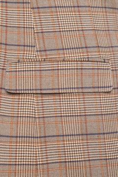 Бежевая куртка в клетку Amberley Lancerto 58