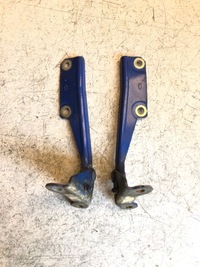 фото thumb №3, Volvo v40 петля петлі капота 245-21