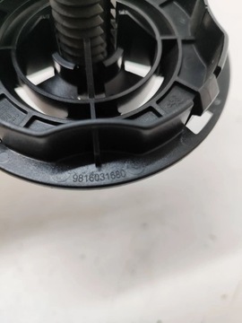 фото thumb №5, Peugeot 308 2019 винт колёса запасного