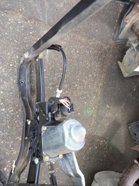 фото thumb №4, Подъемник стекло левый передний перед audi a3 8l 3d