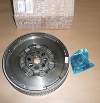 фото thumb №2, Колесо двухмассовый r megane iv 1.6dci