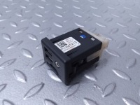 фото thumb №1, Разъём usb cadillac ats 13581213