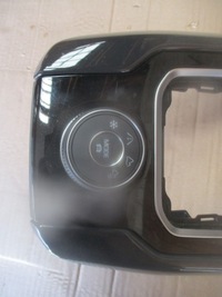 фото thumb №2, Панель кондиционера рамка 5g0907044da vw t-roc