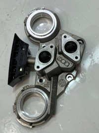 фото thumb №1, Корпус валов vw touareg 7p 3.6 03h109210c