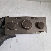 фото thumb №1, Opel astra h 2005 панель кондиционера