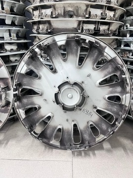 фото thumb №9, Ковпаки ковпаки vw b6 b7 touran оригінальні 16'' номер ik0 604 147 g