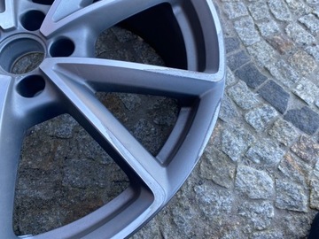 AUDI Q5 8R RIM 20 8.5J ET33 8R0601025CH ОРИГИНАЛ