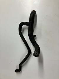 фото thumb №1, Шланг шланг воды 1.6 tdi 105 km cayc cay audi a1 8x 6r0122101bc