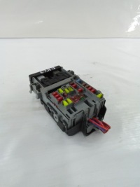 Купити E829 коробка запобіжників astra j 13222786, фото thumb