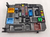 Купити Jeep avenger 24- peugeot модуль запобіжників bsi 9832881080, фото thumb