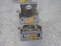 фото thumb №4, Volvo s60 i v70 ii рестайлинг петля дверь перед зад