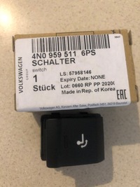 фото thumb №5, Audi a8 d5 кнопка открывания фаркоп 4n0959511