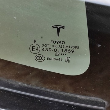 фото thumb №7, Tesla модель y 2019 права сторона скло кузовна двері задніх