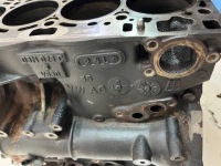 фото thumb №8, Блок  двигуна audi a4 b9 8w 2.0 tdi 03n023c det повний !