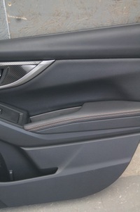 фото thumb №4, Subaru xv ii crosstrek ii обшивка двері правий перед