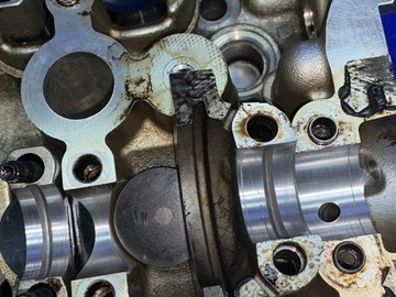 фото thumb №9, Головка двигателя captur dacia sandero nissan 0.9 tce 1642r-1 h4bb408