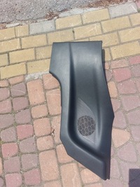 фото thumb №1, Обшивка пластик правий задня citroen ds3