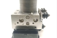 фото thumb №8, Блок управления насоса abs porsche taycan 9j1614095r electric 390kw 2022