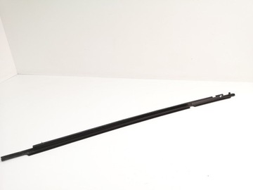 фото thumb №5, Toyota verso 2009 планка скла задньої