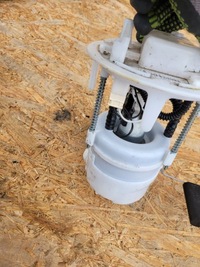 фото thumb №6, Насос топлива помпа peugeot 208 ii 1.2 vti 9823470180