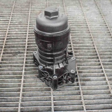 фото thumb №1, Крышка фильтра масла audi q5 fy 06m115401f 10588218 3.0l 260kw 2017