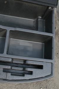 фото thumb №9, Бардачок обшивка багажника opel antara