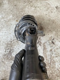 фото thumb №10, Audi q3 амортизатор пружина комплект правая левая 5qf413032c 5q0412103e