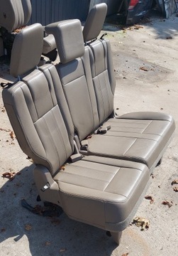 фото thumb №5, Voyager town caravan 11-20r диван 3-rząd шкіра