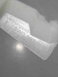 фото thumb №11, Новый оригинальный направляющая бампера передний a4 s4 b9 avant kombi 2016