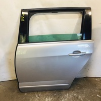 фото thumb №1, Ліва двері задні ezrc peugeot 5008 #111