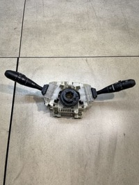 фото thumb №1, Перемикач комбінований перемикач підрульовий mitsubishi оригінальний номер mr986424