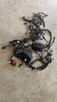 фото thumb №1, Toyota yaris 2018r 1.5b електропроводка корпус