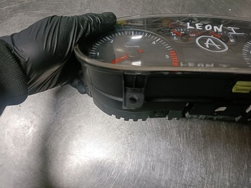 фото thumb №5, Спідометр  seat toledo ii 1.6 110080012002