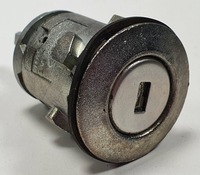 фото thumb №1, Вкладка замка кришки задня volvo c70 ii cabrio