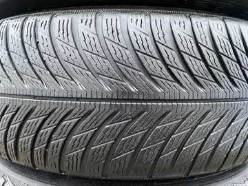OEM ЗИМНИЕ КОЛЕСА BMW X3 G01 X4 G02 225/60/18 RUN FLAT Michelin