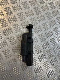 фото thumb №1, Омыватель света правый volvo xc60 30784322