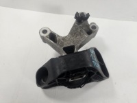 фото thumb №1, Renault captur 1.2 tce кронштейн подушка двигуна 112849985r