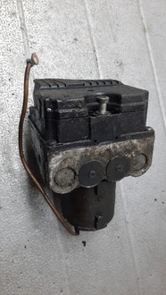 фото thumb №4, Насос abs audi a4 b5 1.8b 95r 8d0614111