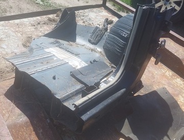 фото thumb №3, Voyager town caravan 08-20 стійка a з порогом права