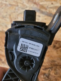 фото thumb №3, Педаль газу tesla model x be5c9f836