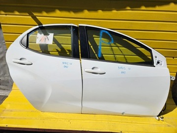 фото thumb №7, Toyota yaris iv двері правий 040 петлі обшивки перед